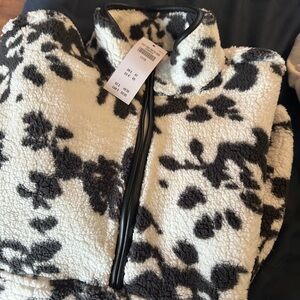 Abercrombie kids Sherpa quarters zip size 17/18